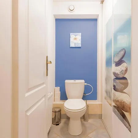 Kristi Apartament *